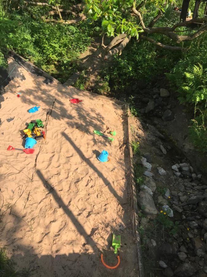 Upper Hulme Roaches Retreat Family Glampsite, Rocky Reach Bell Tent With Outdoor Adventures And Campfire Nights מראה חיצוני תמונה